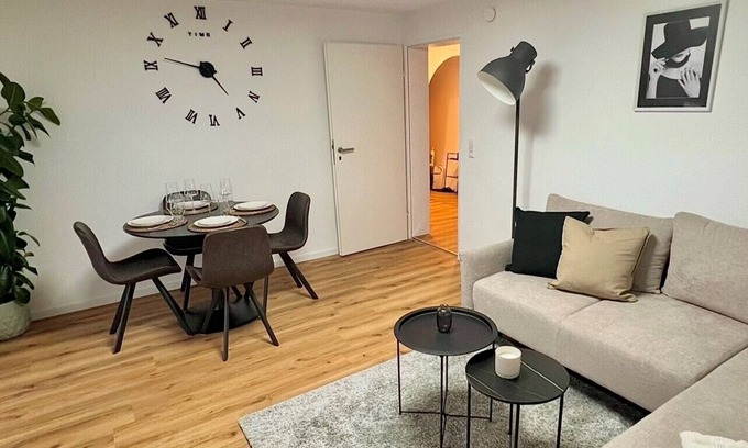 Griessen Apartment | Idyllic family vacation apartment near Zurich & Rhine Falls - pure peace & nature!