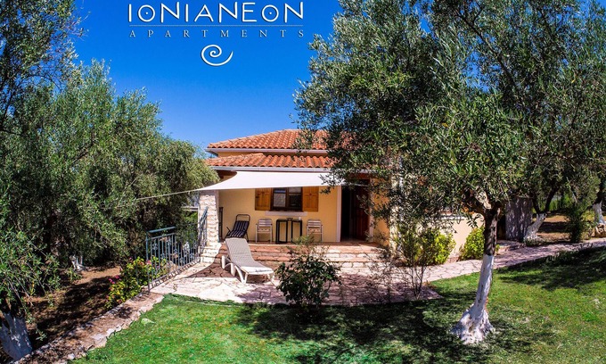Skafidia House | Idyllic gem, surrounded by olive groves, close to the sea.