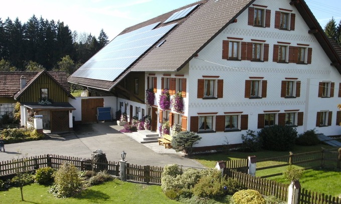 Hergensweiler Apartment | Idyllic Holiday Apartment in Ferienhof Wetzel with Shared Garden and Terrace, one pet allowed