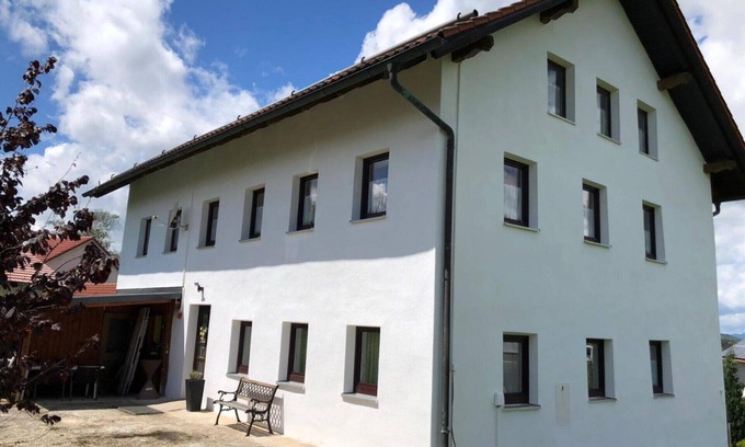 Hutthurm Apartment | Idyllic holiday home in high altitude in the Bavarian Forest. WIRELESS INTERNET ACCESS