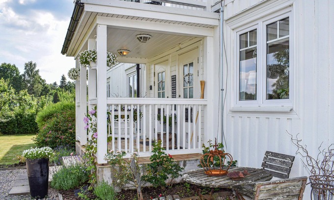 Varnamo Apartment | Idyllic holiday home in the countryside
