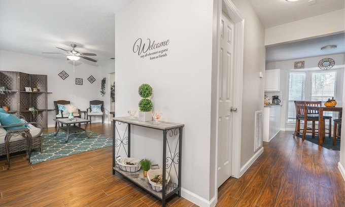 Indian Springs House | IDYLLIC LAKEVIEW HOME| MODERN PARADISE| 3BD-2.5BA
