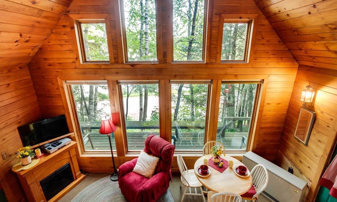 Hill Cabin | Idyllic Little Bass Lake Cabin with Fire Pit!