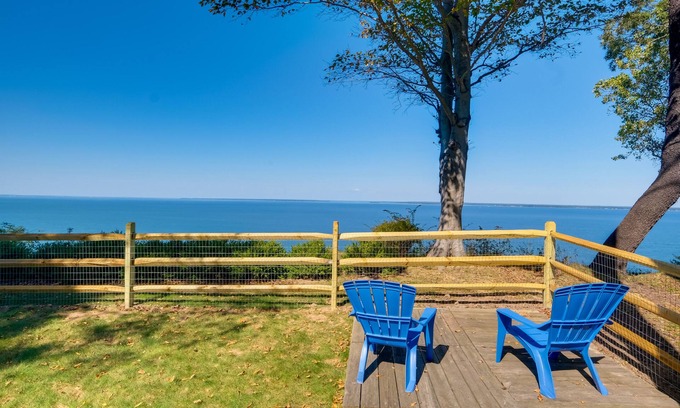 Montross House | Idyllic Montross Vacation Rental Home w/Views