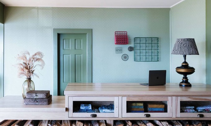 Ocean Point Hotel | Idyllic Oceanfront Room Ideal for Quiet Beach Retreats | with Seasonal Pool