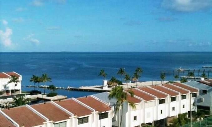 Islamorada Condo | Idyllic Tropical Paradise Overlooking the Fabulous Florida Bay.