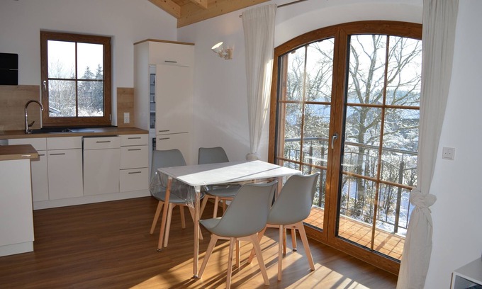Tacherting Apartment | Idyllic vacation apartment with modern furnishings