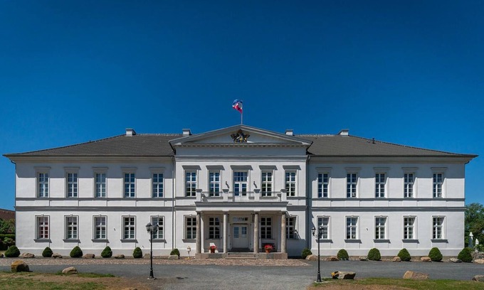 Molln Apartment | Idyllic vacation apartment in the Groß Helle manor house