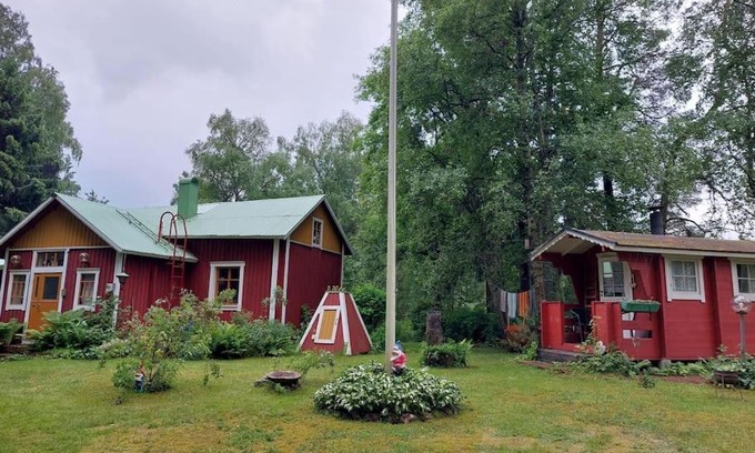 Laitila Ski Chalet | Idyllinen mökki Laitilassa