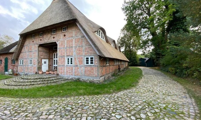 Schattin Apartment | Idyllische Ferienwohnung auf dem Land