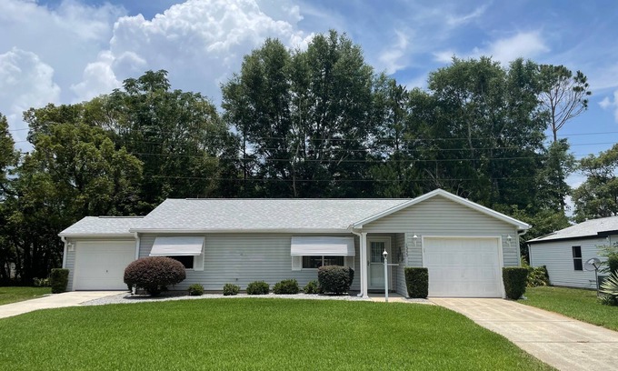 Silver Lake House | If Privacy is the Key, Come Stay in This Beautiful 2 Bdrm 2 Bath w/BBQ