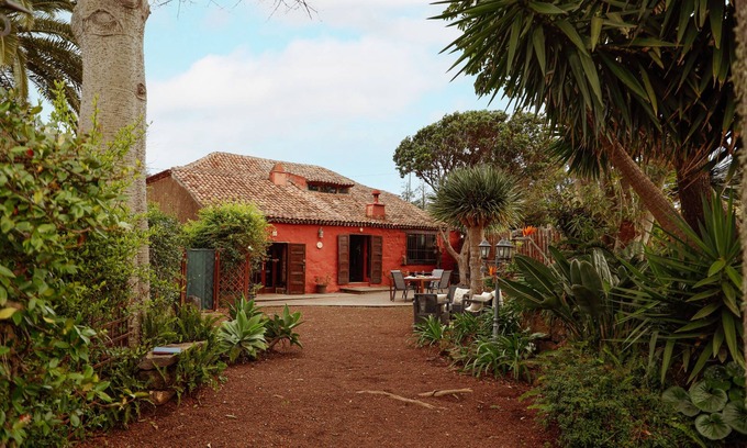 Tacoronte Villa | If you're looking for a little paradise, you're sure to find it in Masoala!nn