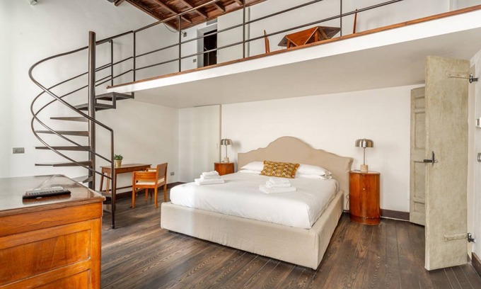 Rione VIII Sant'Eustachio Apartment | iFlat | Elegant & Luxurious 3-bedroom Apartment