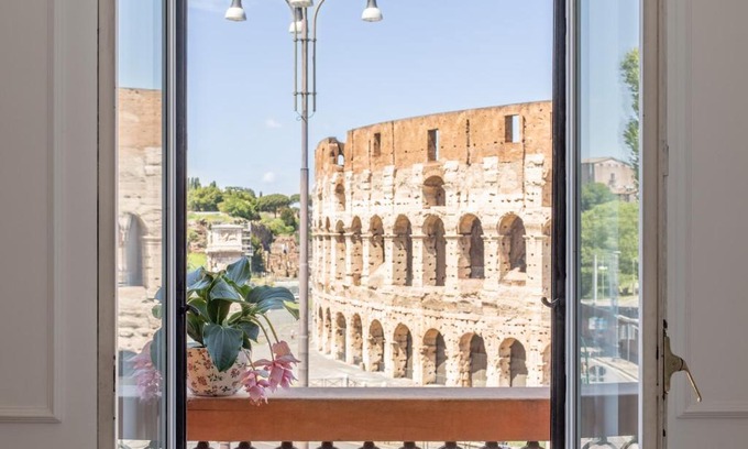 Celio Apartment | iFlat Unforgettable in front of Colosseum
