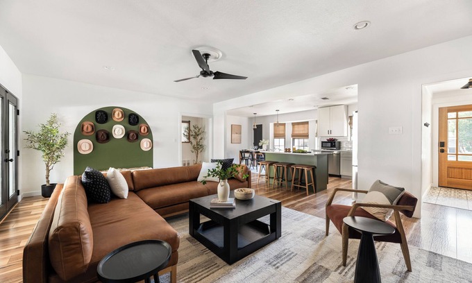North Richland Hills House | IG-Worthy TX Oasis: Gated Pool + Fire Pit + Putt Putt + Game Room