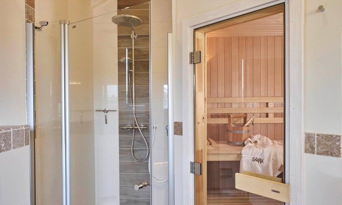 Schashagen House | Ihr 5 Sterne Luxus Wellnesshaus Strandfee" Bietet Ihnen auf ca