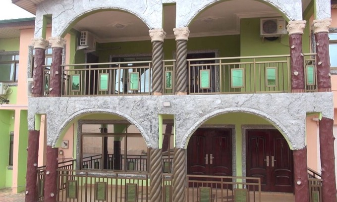 Osu Klottey Bed & Breakfast | Ihsaana Residence. Visit us and let’s help you relax and explore Ghana’s beauty