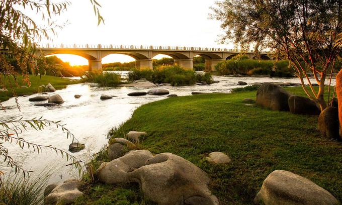 Keimoes Cabin | Ikaia River Lodge