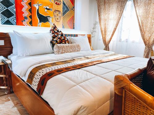 Kumasi Hotel | Ike's Cultural Village