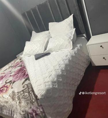 Moretele Apartment | Iketleng Guest House & Resort