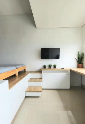 Kedungmanggu Apartment | Ikiru Sanctuary - 1 King Bed with Mountain View
