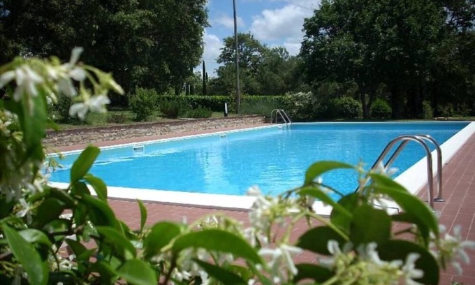 Montegabbione House | IL CASALE GRANDE (CHARME, SUN & NATURE ON UMBRIAN HILLS) Fascinating villa with park & swimming pool, nearby "La Scarzuola", oasis of beauty–weekly & w/e rents all year