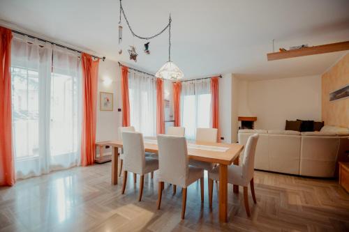 Altipiano Est Apartment | Il Gelsomino-Terrazza e park