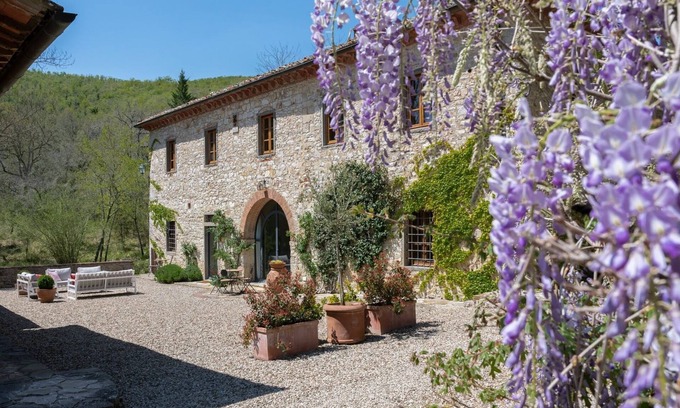 Gaiole in Chianti Villa | Il Molinaccio, Gaiole in Chianti, Siena and Chianti