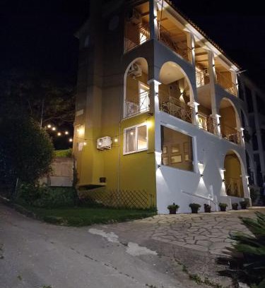 Kanali Apartment | IL TRAMONTO APARTMENTs 2