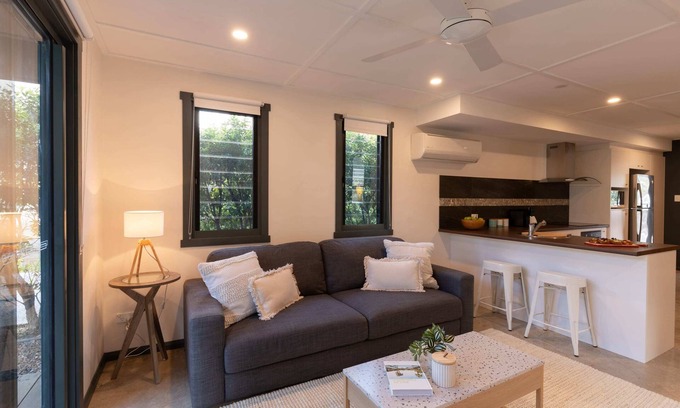 Dicky Beach Apartment | ilalo at Dicky Beach