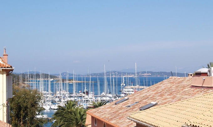 Porquerolles Apartment | Ile de Porquerolles Apartment