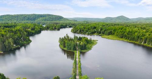 Mauricie Ski Chalet | Ile privée unique - Islet Chouette