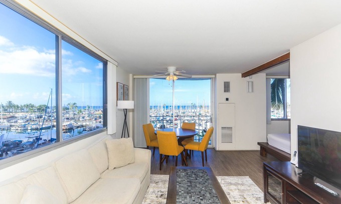 Waikiki Condo | Ilikai Marina, Minutes to the Beach, 180-Degree Ocean View!