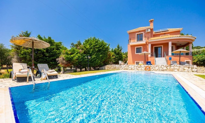 Sarlata Villa | Ilios Kefalonia - Three Bedroom Villa, Sleeps 6