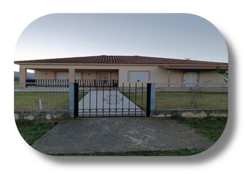 Mavromati House | ILIOSPITOTRIKALa
