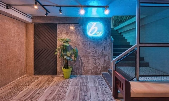 Iloilo City Proper House | Iloilo Budget Inn - Valeria