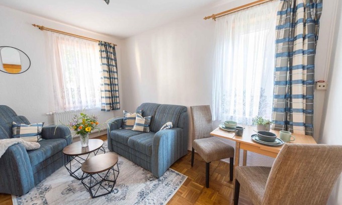 Fehrenbach Apartment | Im alten Kino