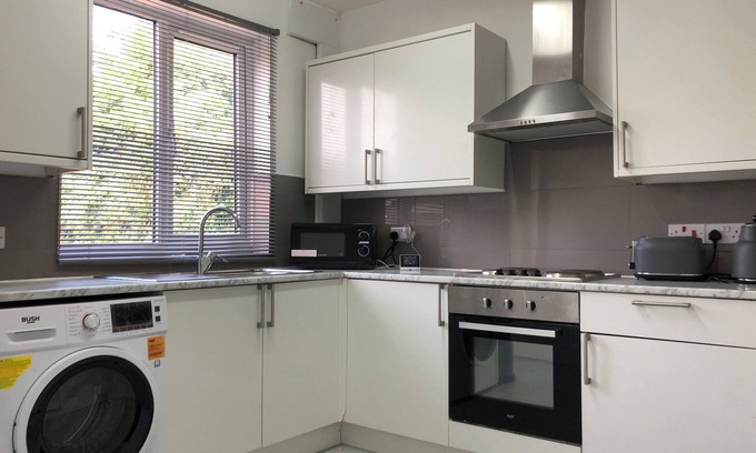 Sneinton House | Immaculate 3-Bed House in Nottingham