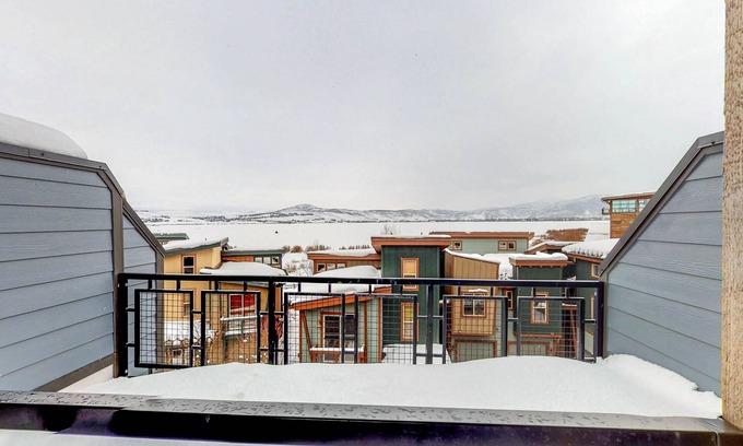 Kimball Junction House | Immaculate townhome w/a private rooftop hot tub, walk to dining and nightlife