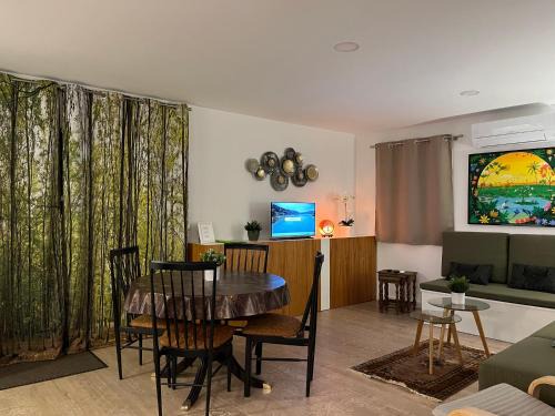Ovar Apartment | ImoWeMo OVAR - Ovarinha Girassol
