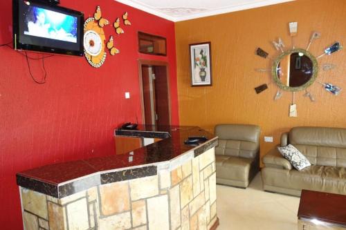 Jinja Hotel | Impala Suites Jinja