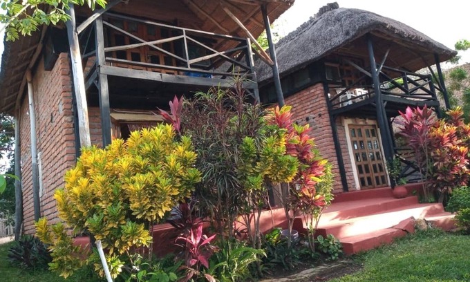 Monkey Bay Cottage | Impeccable 3-bed Cottage in Cape Maclear
