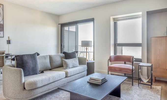 Allston Apartment | Impeccable Allston 1BR, nr Boston U & Green Line, by Blueground
