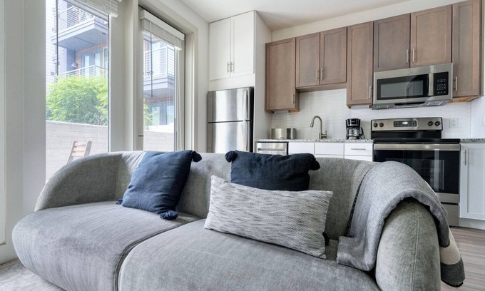Waller Creek District Apartment | Impeccable Downtown 1BR w/Deck, nr Convention Center, by Blueground