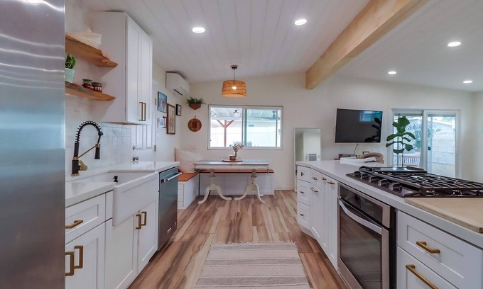 Imperial Beach House | Imperial Beach House! - Rest and adventure await!