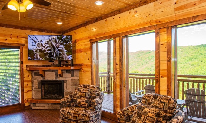 Chalet Village North Cabin | In Cabin Pool |*Dinner Show Tickets! |Breathtaking views of the Mountains | Game Room |Theater Room