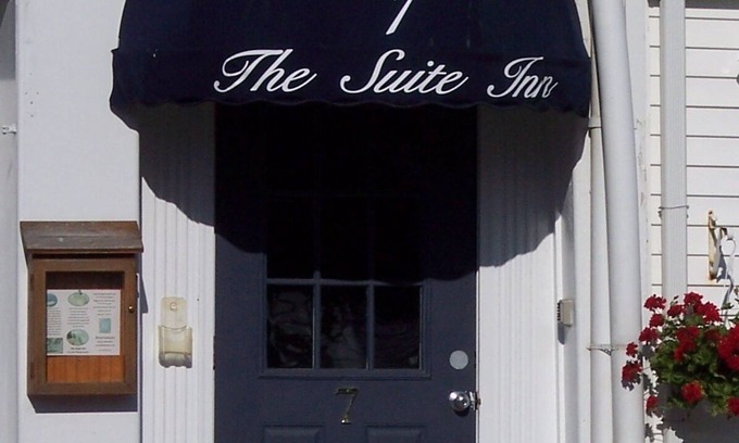 Wolfeboro Hotel | In historic downtown Wolfeboro, 'The Oldest Summer Resort in America'
