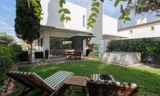Pedras Pretas House | In Porto Santo, with jacuzzi - Villa Sea-Esta