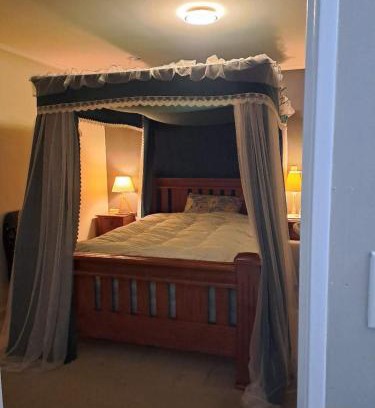 Greenlane - Ellerslie House | In Remuera with free street carpark, handy close to cuisine restaurant and public transportation