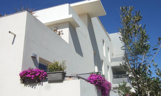 Sete Apartment | In Sète district VILLEROY Seaside 100 m beach Lido T2 54 m² air-conditioned
